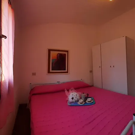 Baia Di Ulisse Apartment *